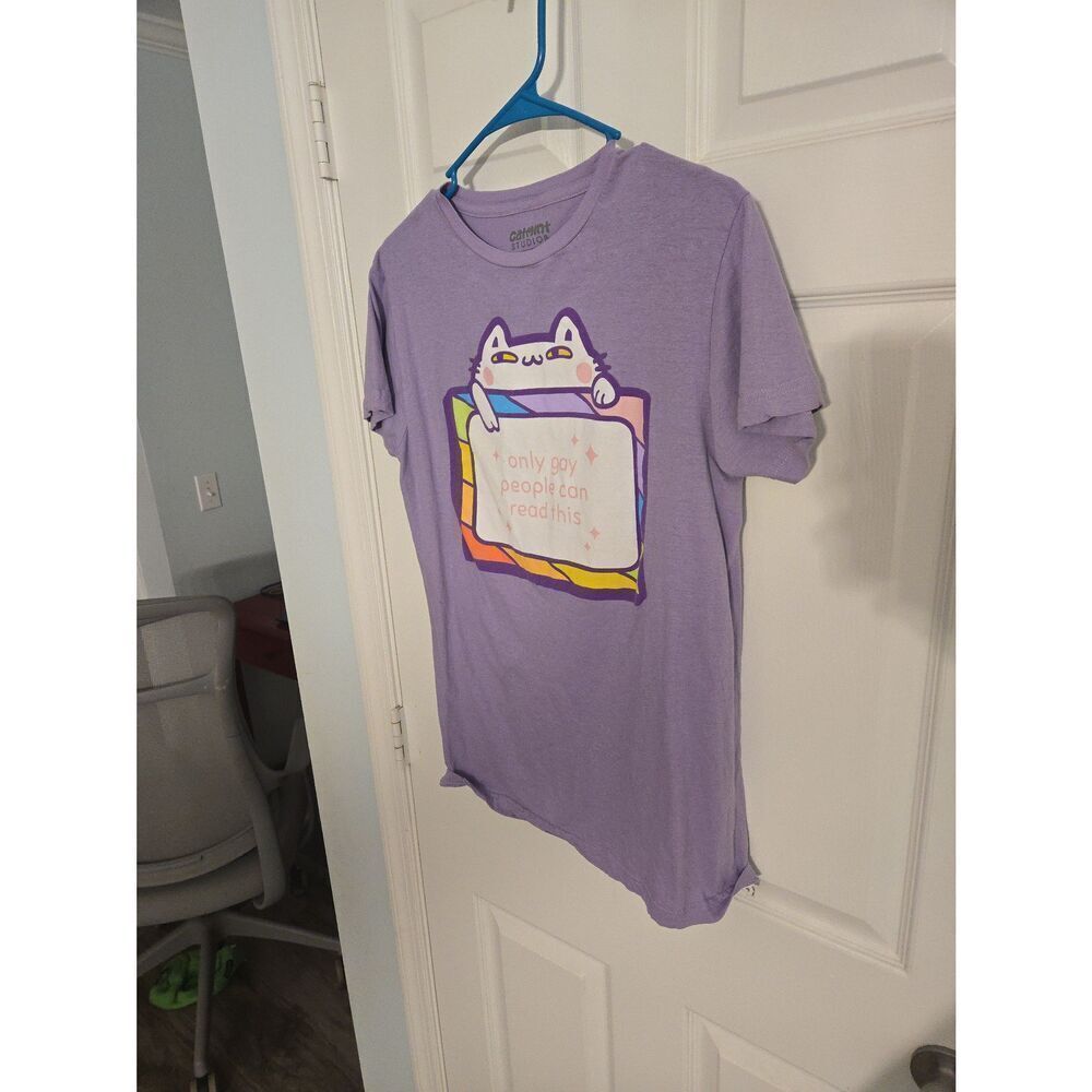 Tee shirt cat mint studios size medium